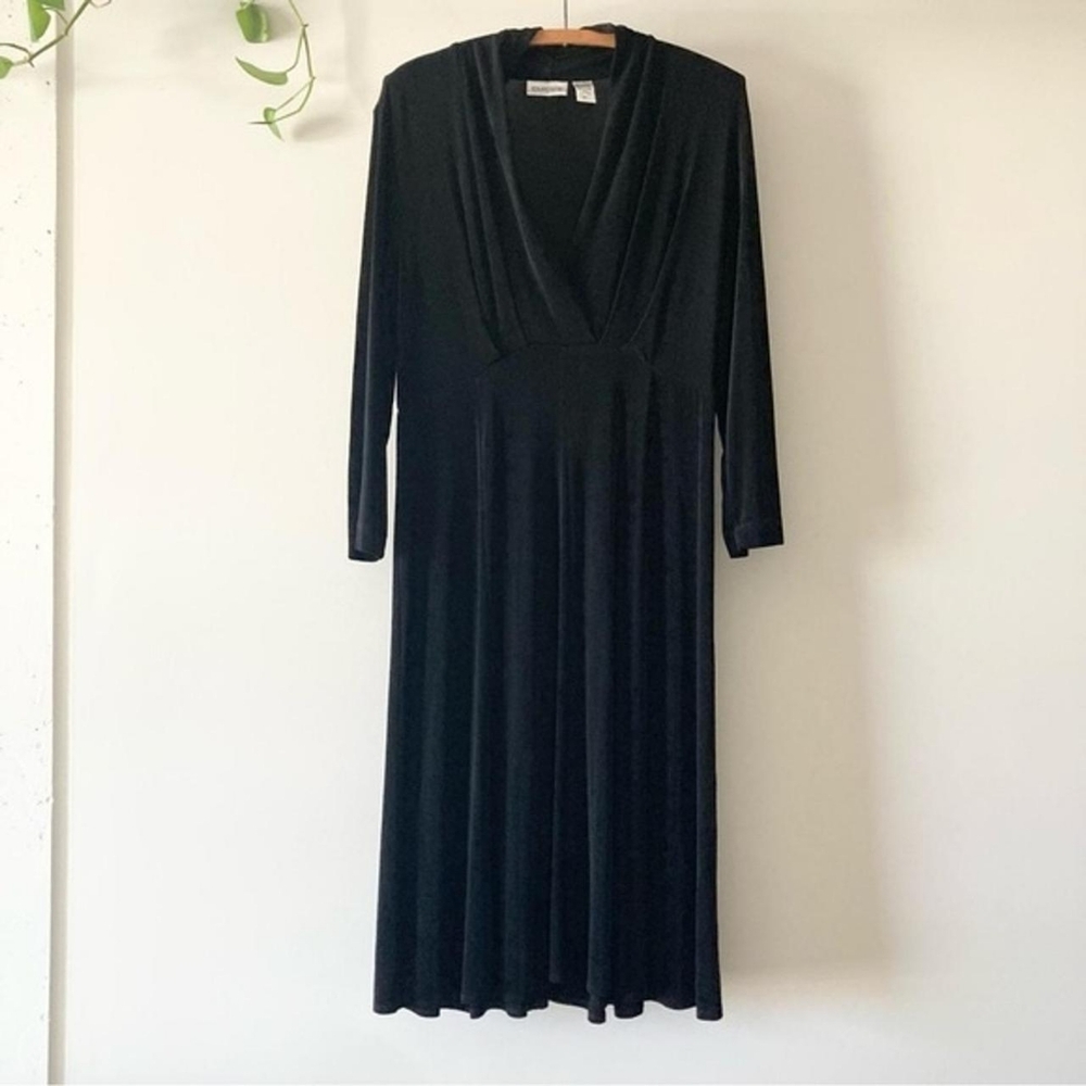 Chico's Women's Black V-Neck Stretch Long Sleeve Dress